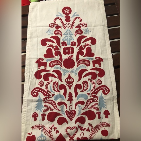 VINTERFEST Runner. Used and washed once. - Picture 1 of 3